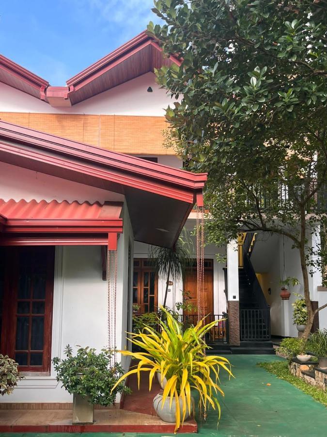Ceylonima Home Stay Anuradhapura Exterior foto